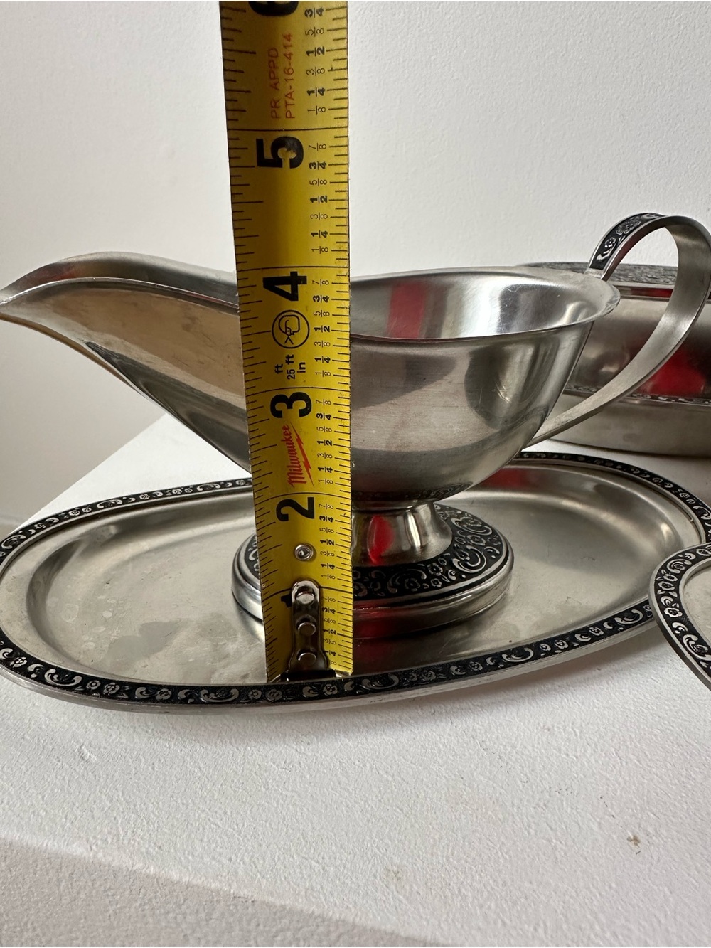 Vintage Silver-Tone Butter Dish & Gravy Boat & tray - Picture 9 of 12
